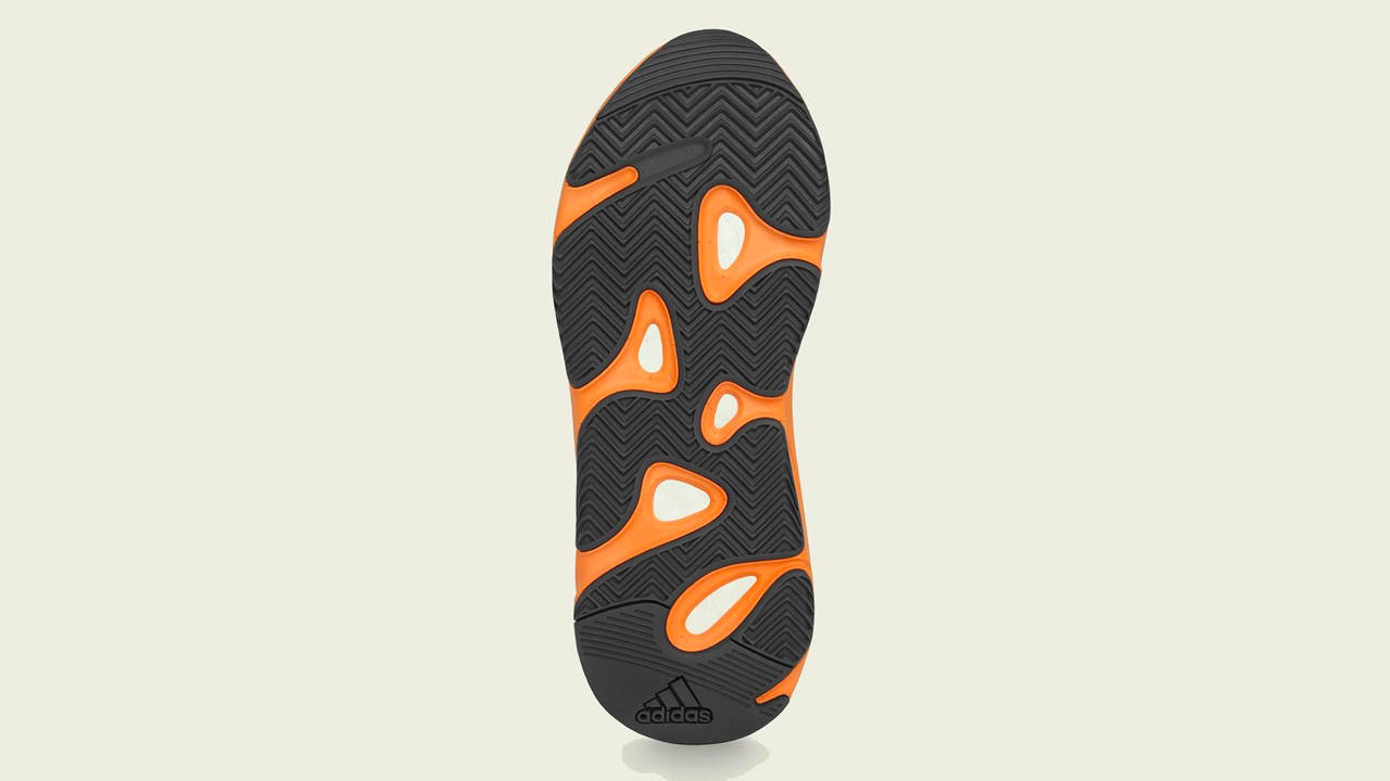 Yeezy 700 "Sun"