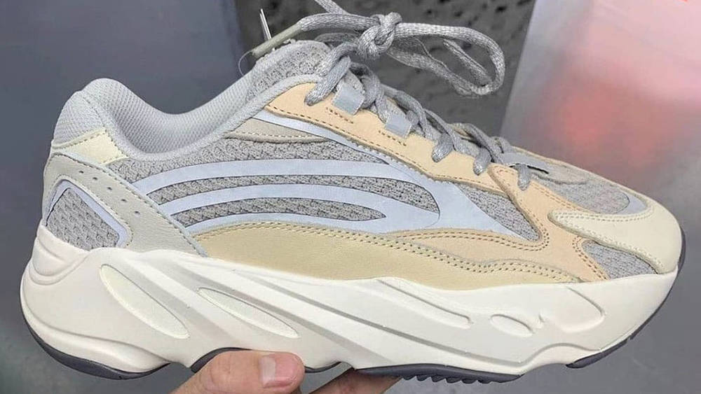 Yeezy Boost 700 V2 Cream feature