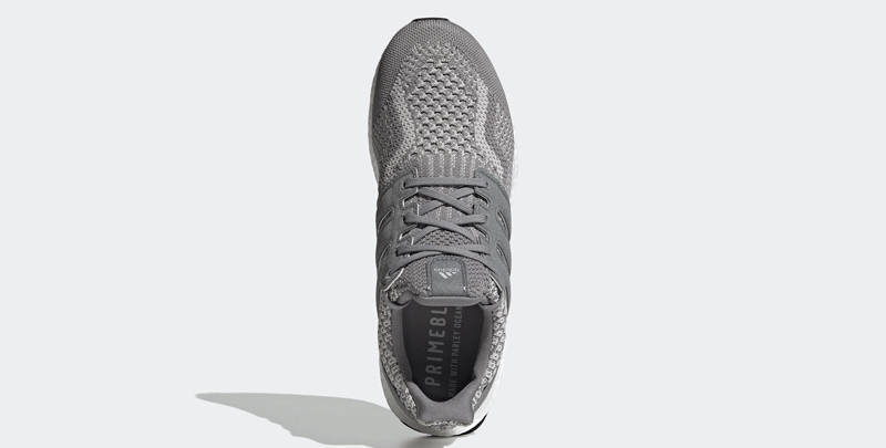 adidas Ultra Boost 5.0 DNA Grey Middle