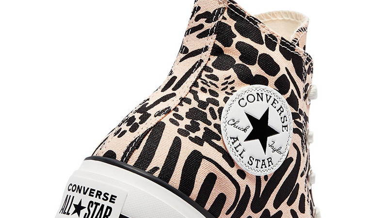 converse chuck taylor lift trainers in leopard