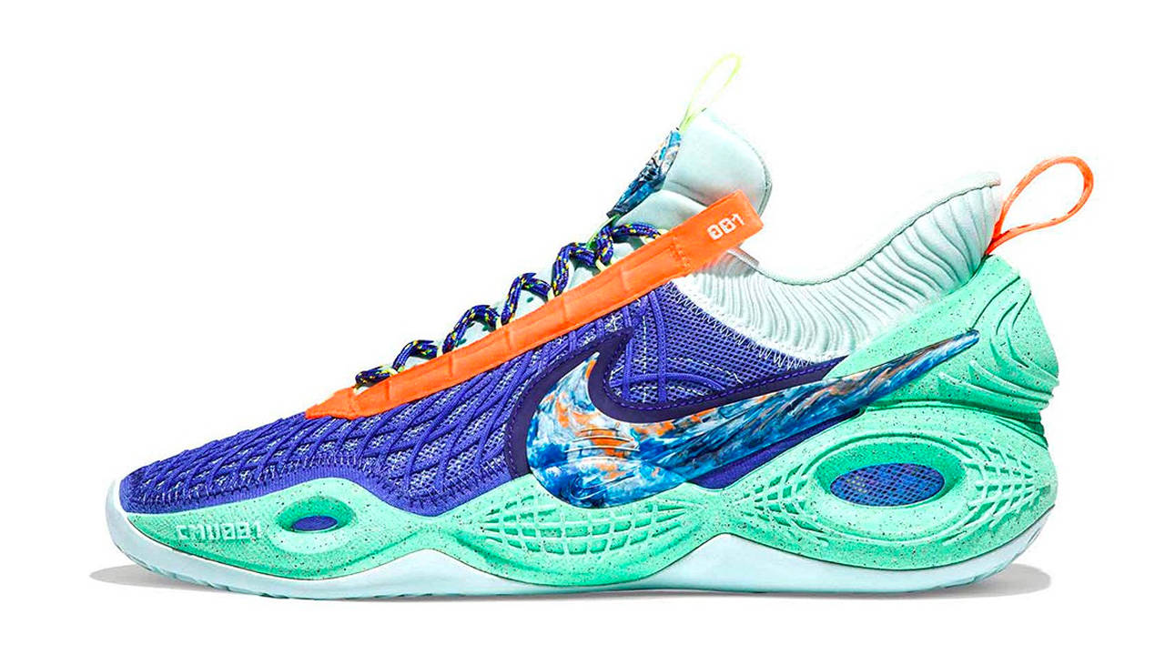 Nike Cosmic Unity
