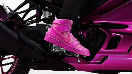 Release Reminder: Don't Miss the AMBUSH x Nike Dunk High "Lethal Pink"! Release Reminder: Don't Miss the AMBUSH x Nike Dunk High "Lethal Pink"!