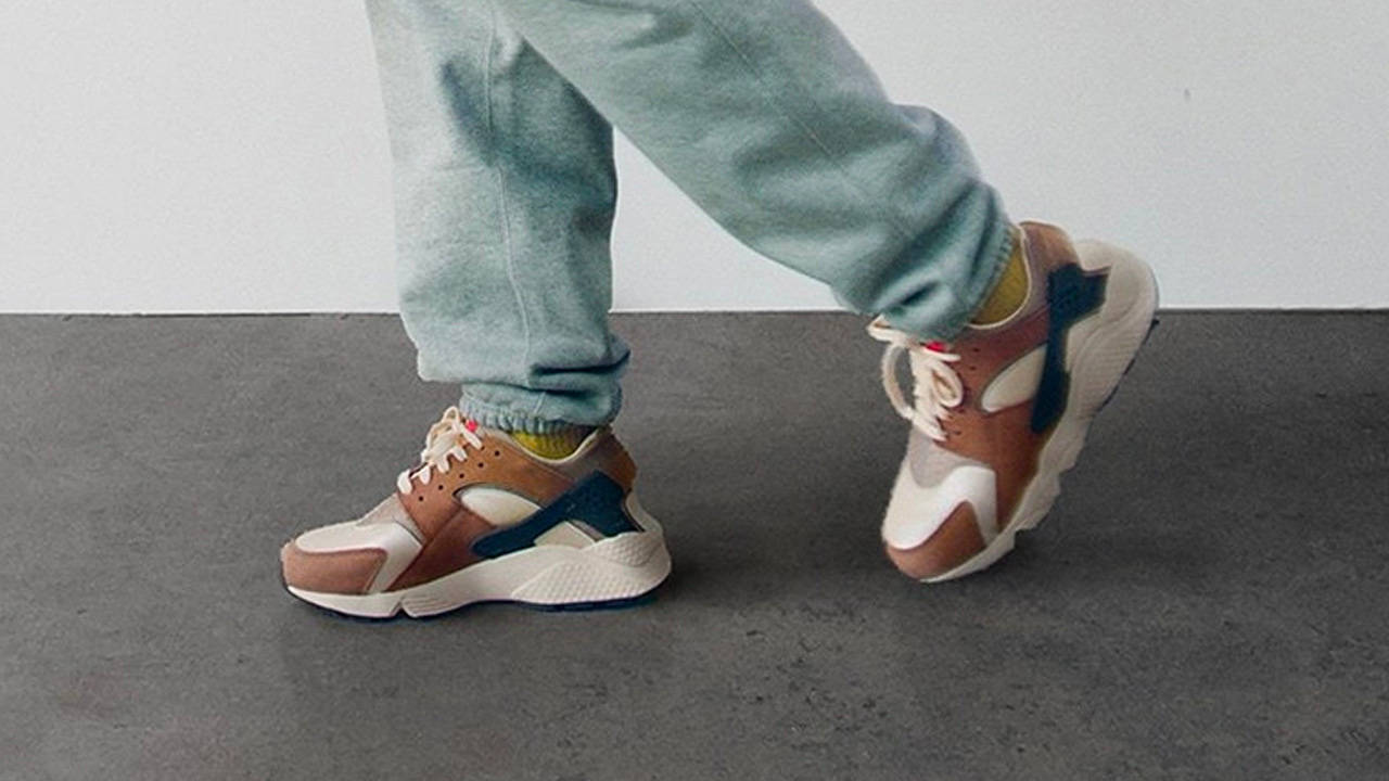 Stüssy x Nike Air Huarache