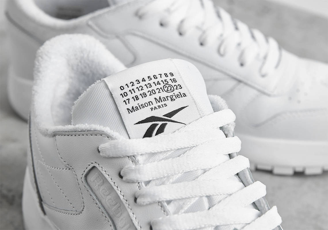 Maison Margiela x Reebok Classic Leather Tabi 1