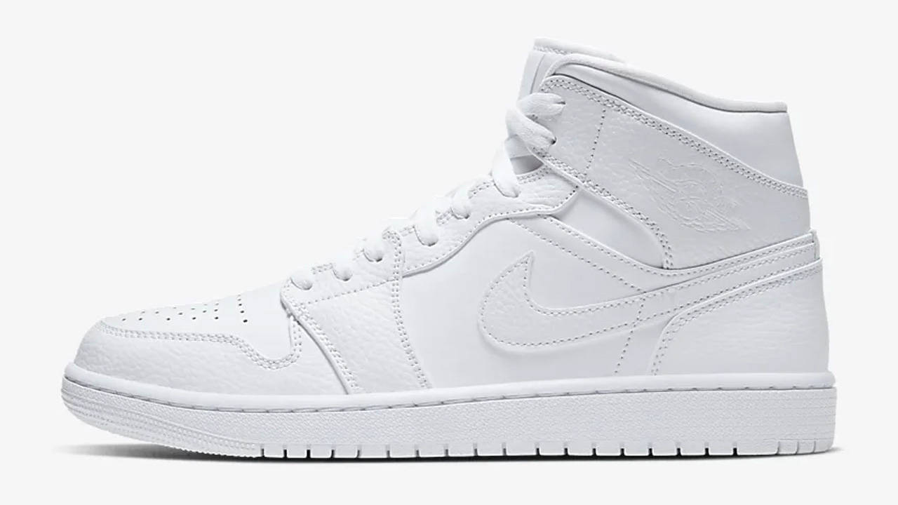 Start February on the Right Foot With These 15 New Nike Drops
