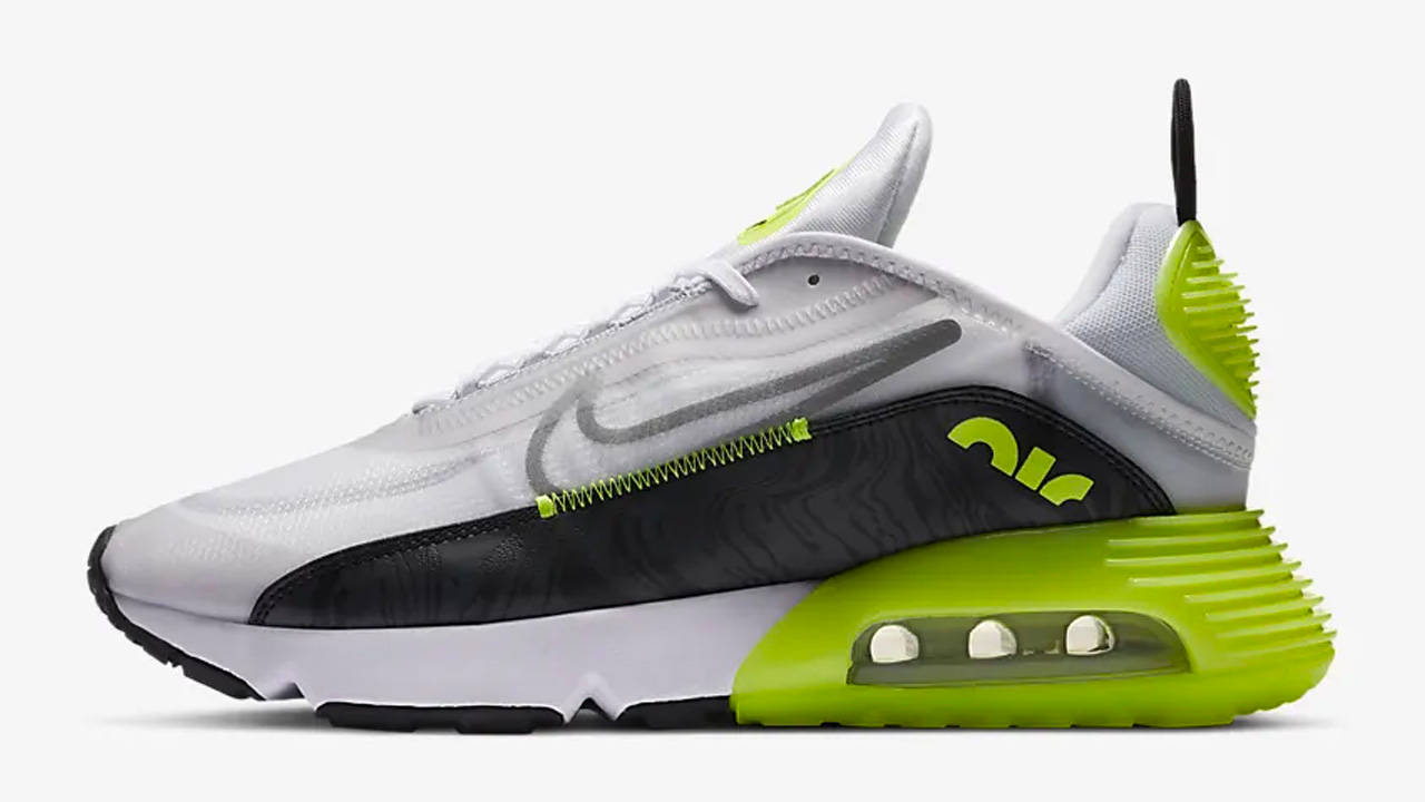 Snap Up These Sizzling Swoosh Steals Before They Sell Out!