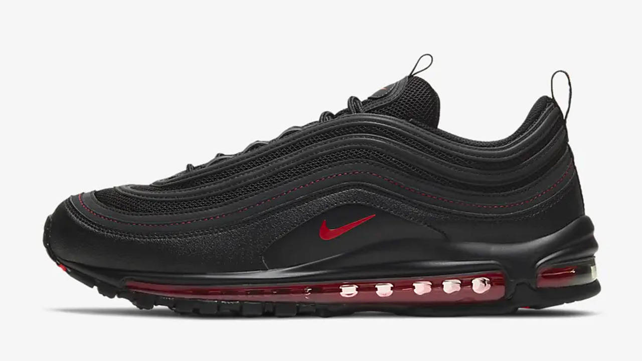 Here's the 15 Best Sneakers From Nike's 20% Off Valentine's Day Deal