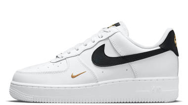air force white with black tick