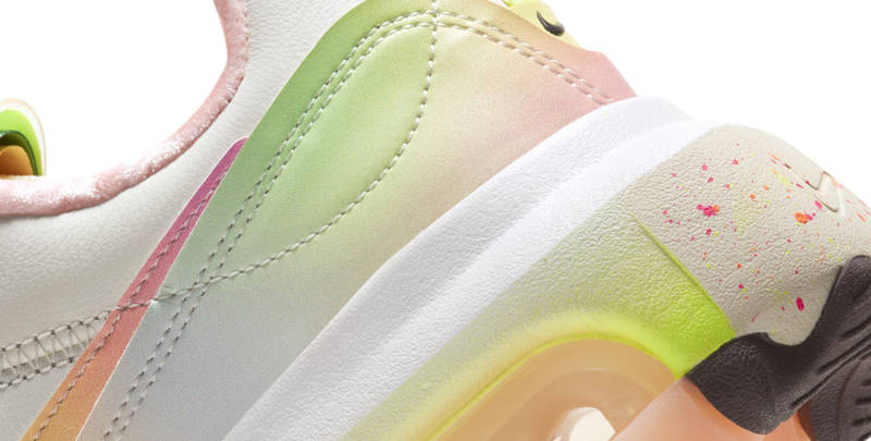 Nike Air Max Verona Sail Ghost Green