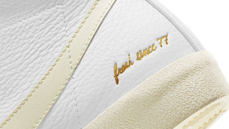 Nike Blazer Mid 77 Vintage Popcorn Closeup