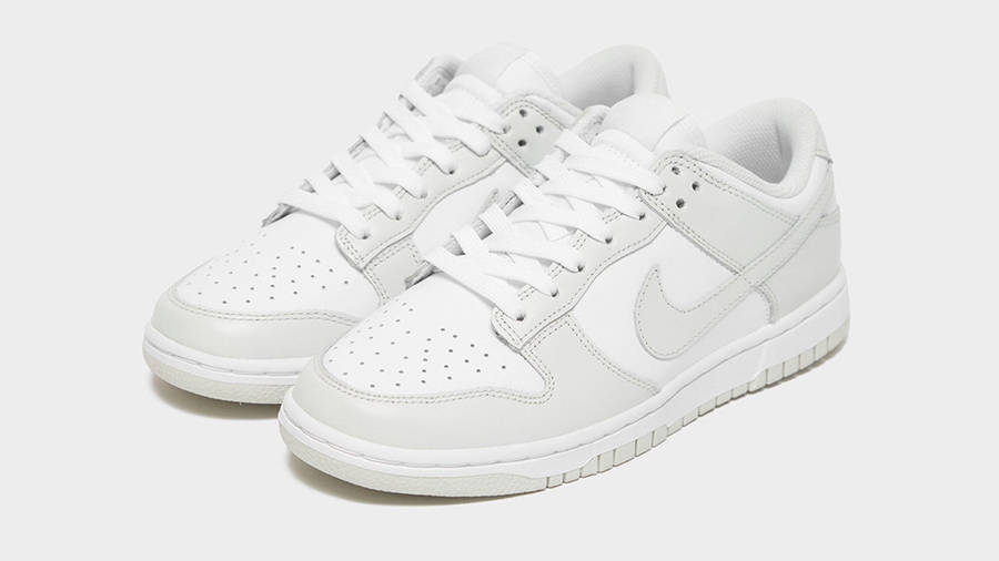 nike dunk low dust white