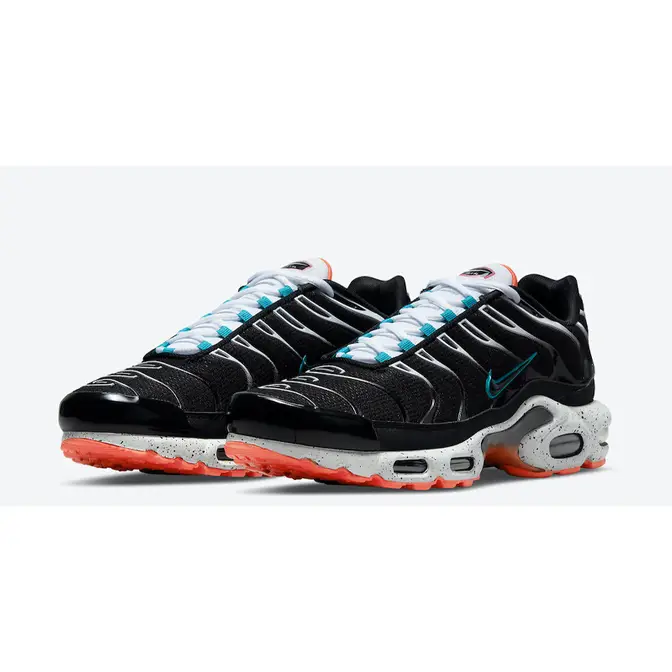 Air max 2025 plus black/black/white/bleached coral