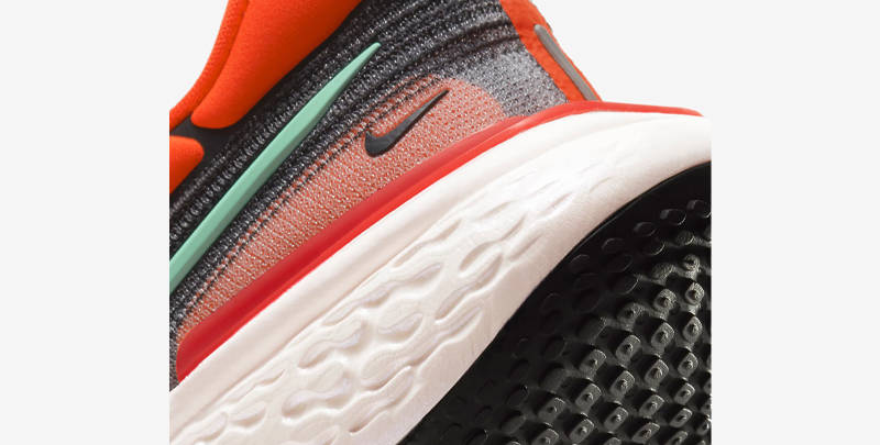 Nike ZoomX Invincible Black Chile Red Closeup