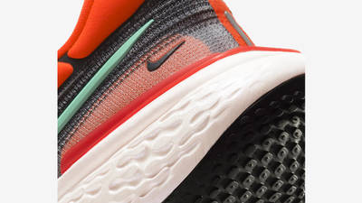 Nike ZoomX Invincible Black Chile Red Closeup