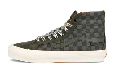 vans vault trainers