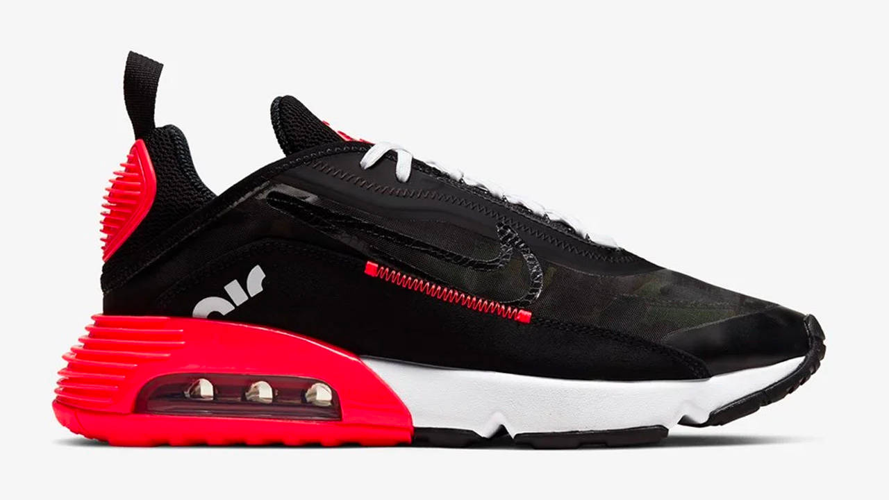 15 Springtime Steals That You Should Cop Now at Sneakersnstuff's Sale