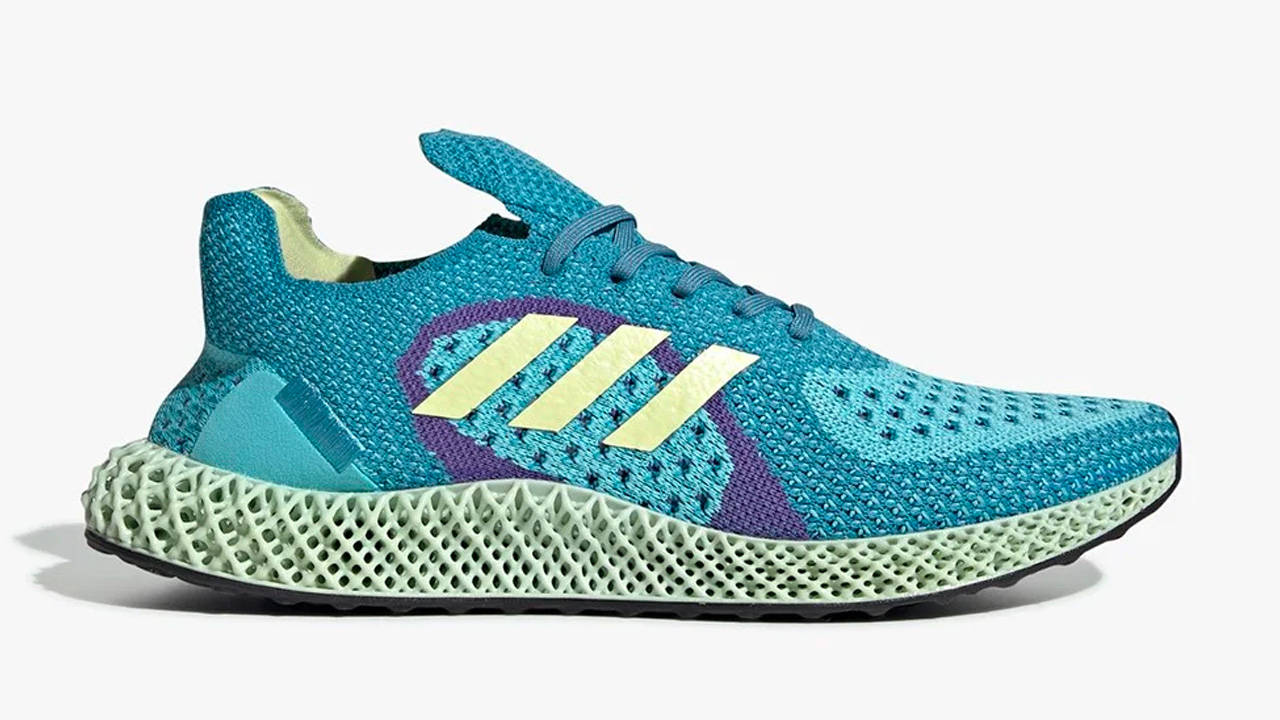 15 Springtime Steals That You Should Cop Now at Sneakersnstuff's Sale