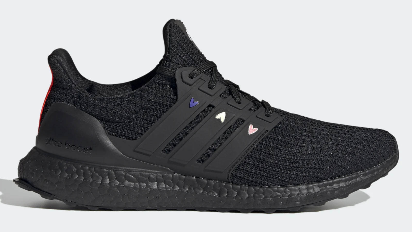 UltraBoost 4.0 DNA black listicle