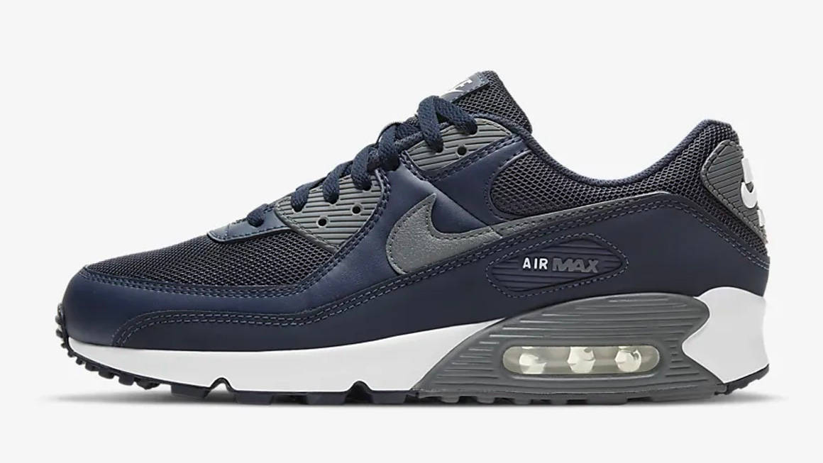 Get Your Heart Racing This Valentine's Day With Nike's Exclusive 20% Off Offer!