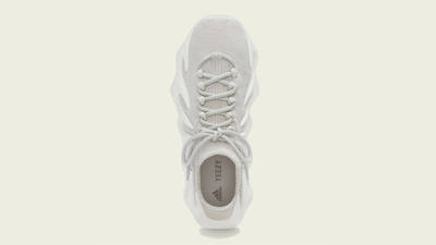 Yeezy 450 Cloud White Middle