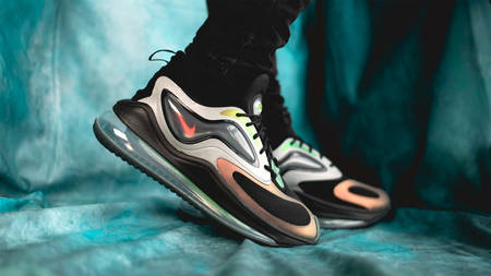 The Nike Air Max Zephyr EOI “Metallic Silver” Is a Future Classic The Nike Air Max Zephyr EOI “Metallic Silver” Is a Future Classic
