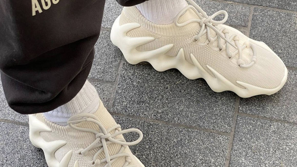 yeezy 450 on feet