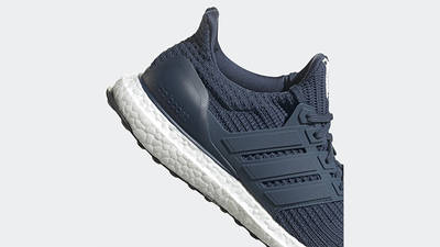 adidas Ultra Boost 4.0 DNA Crew Navy Cloud White Side Detail