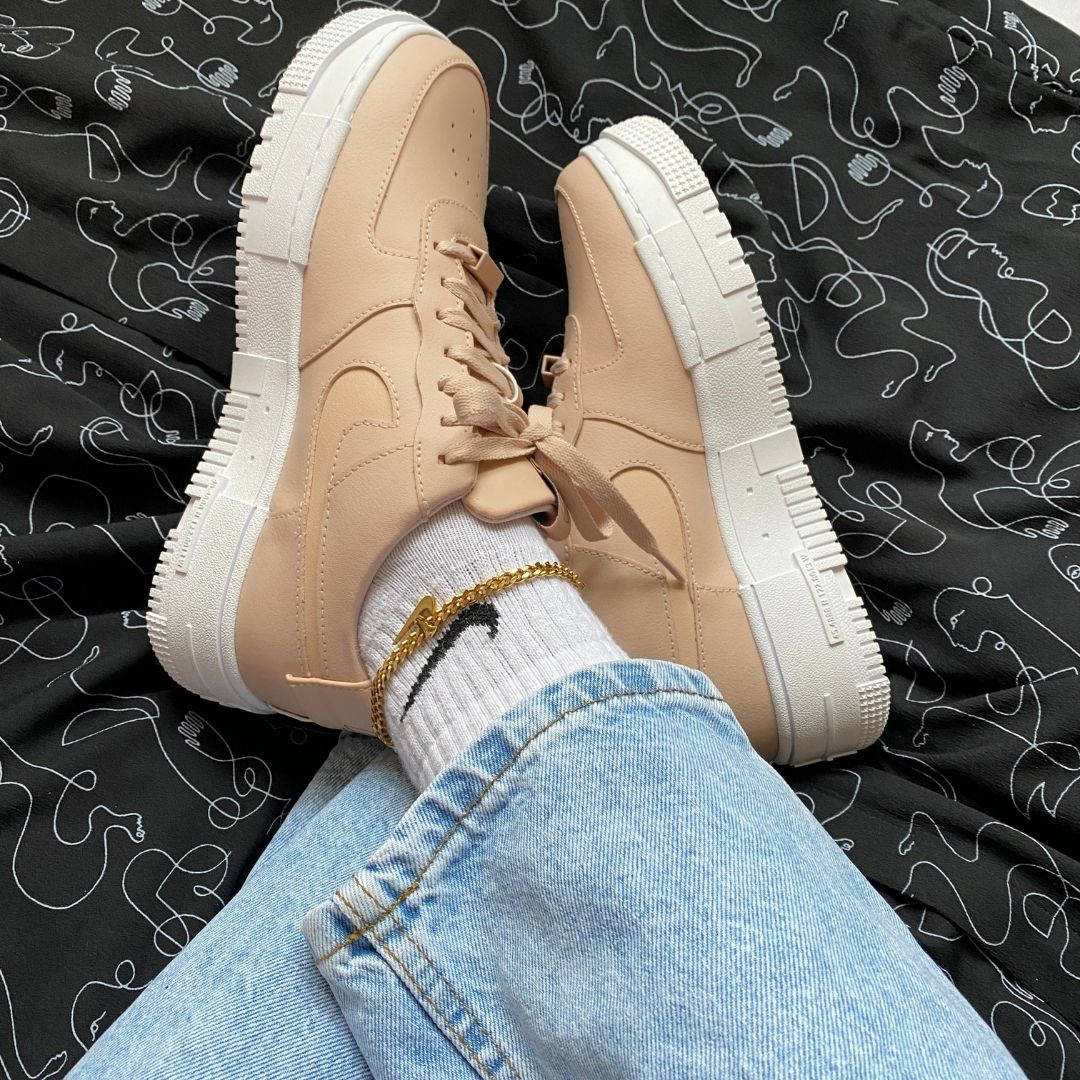 Air Force 1 Pixel Beige on foot