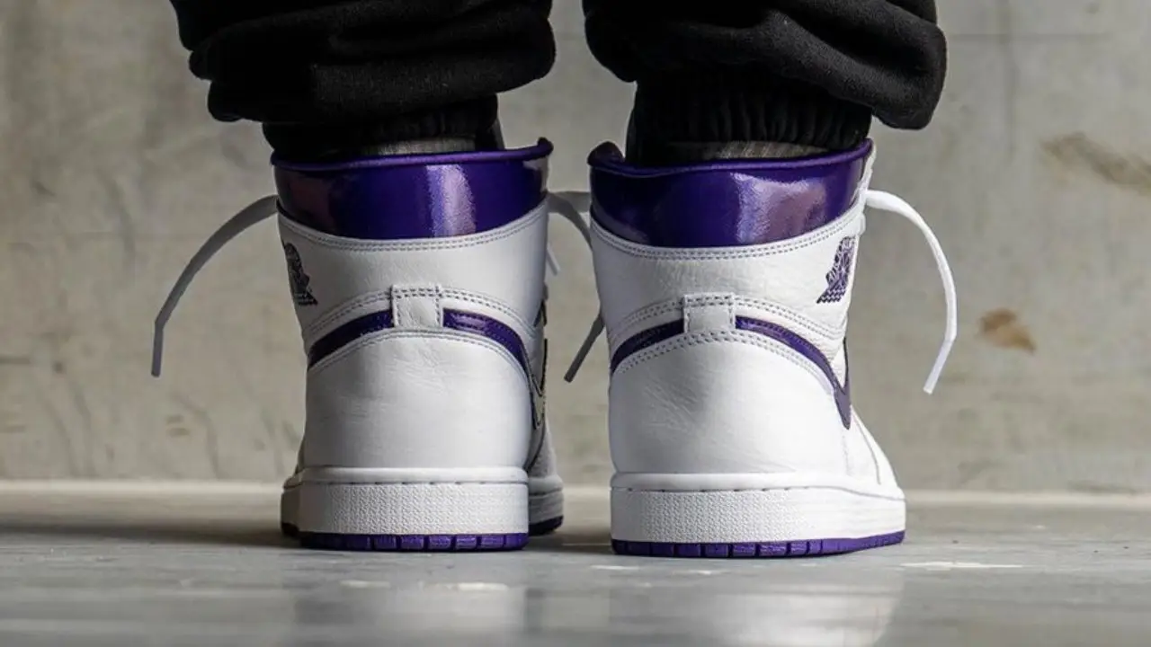 purple toe 1s