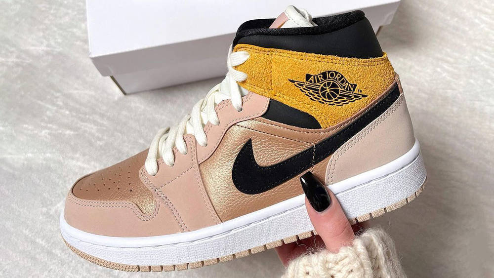 AJ1 Mid Particle Beige AJ1 Mid Particle Beige