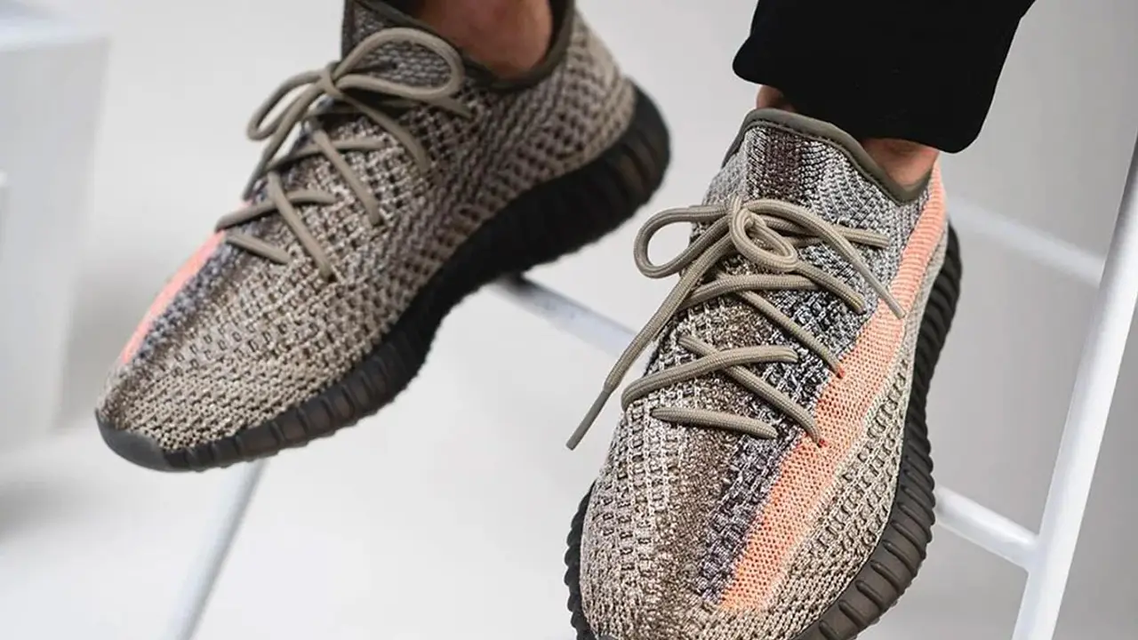 Yeezy deals clay restock