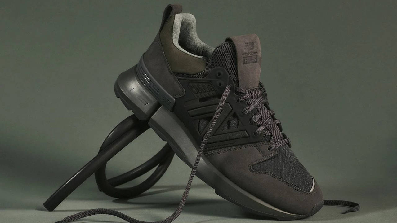 AURALEE x New Balance R_C2 C