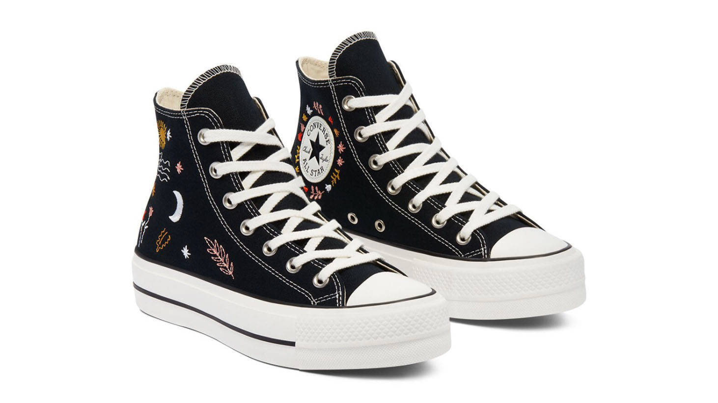 Converse It’s Okay To Wander Platform. Chuck Taylor Black
