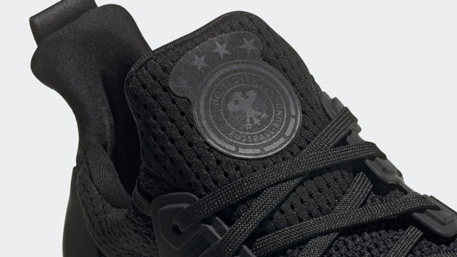 adidas ultra boost core black carbon