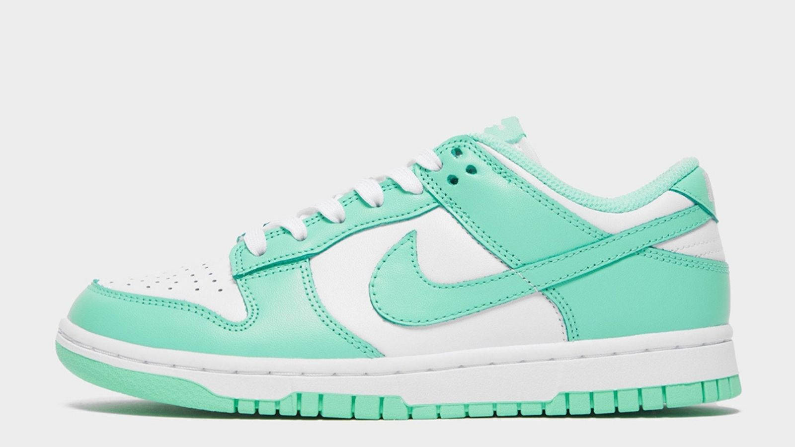 Dunk Low Pastel Green Glow side