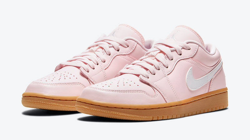 Jordan 1 Low Arctic Pink Gum DC0774-601 front