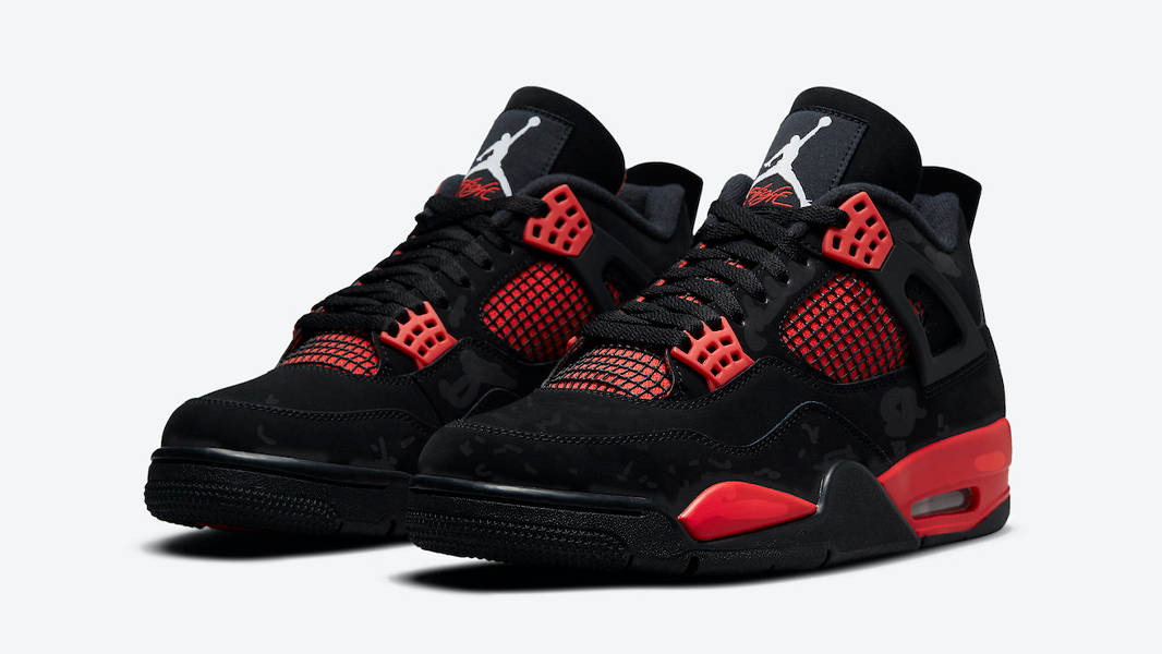 Black cat jordan 4 best sale