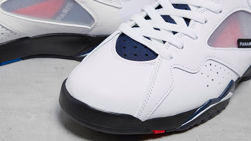 Jordan 7 PSG toebox