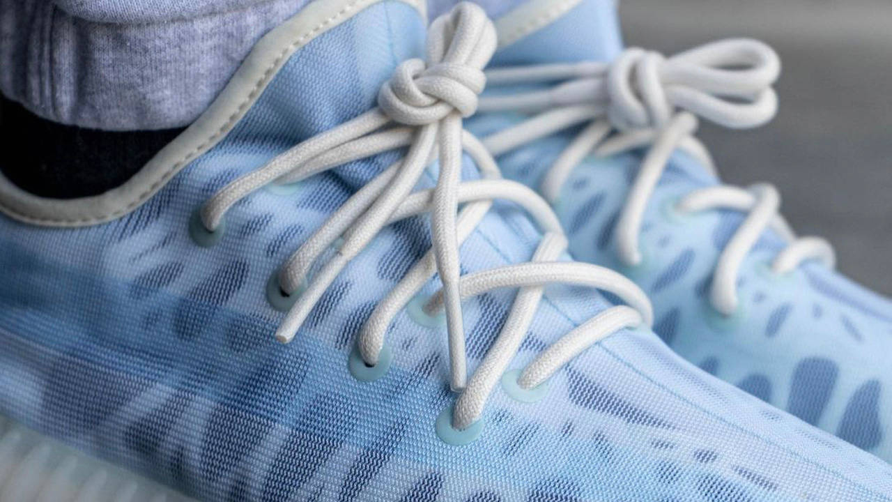 Yeezy Boost 350 V2 "Mono Ice"