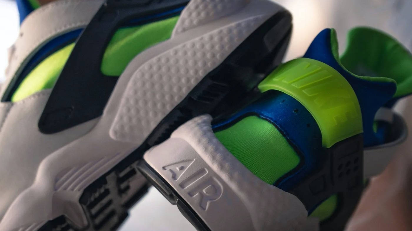 Nike Air Huarache Scream Green 1