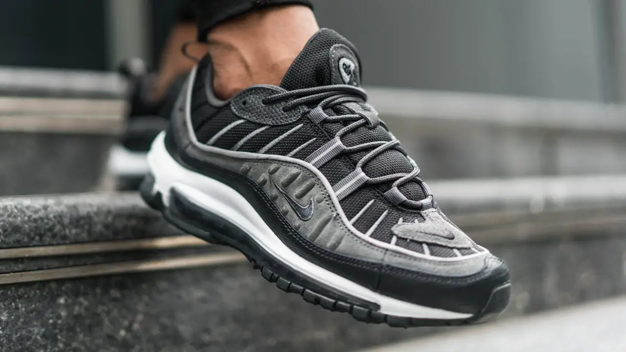 Nike air max hotsell 98 black and grey