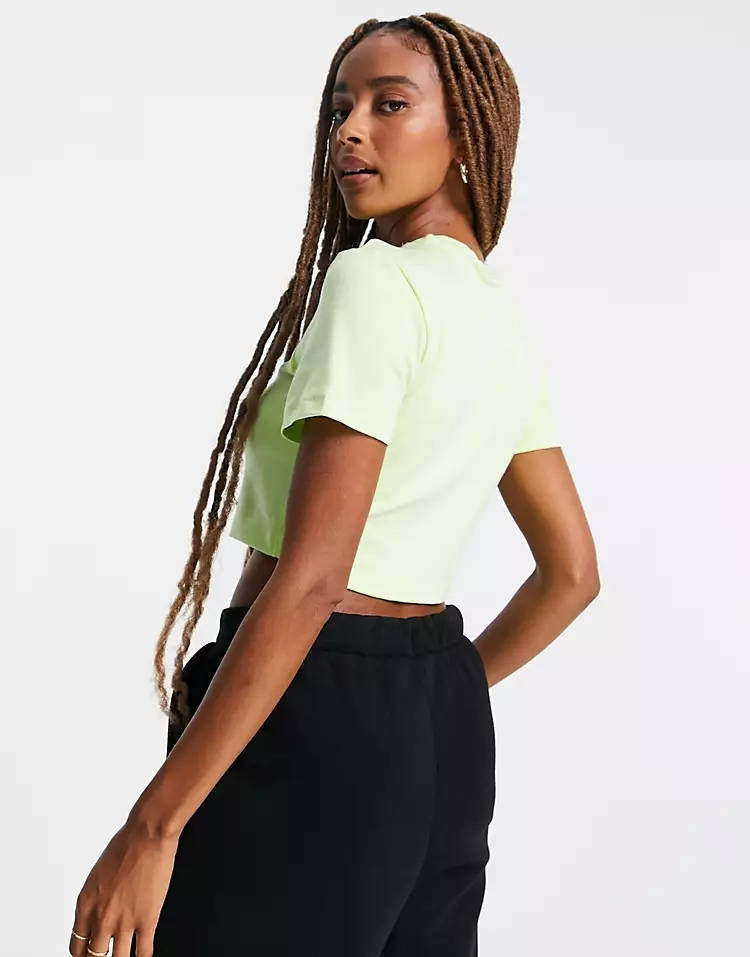 Nike Air Cropped T-Shirt