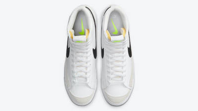 Nike Blazer Mid Just Do It Middle