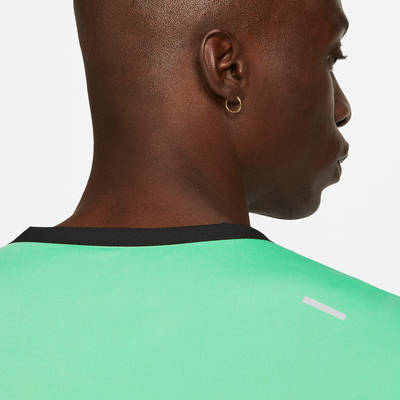 Nike Dri-FIT Rise 365 Short-Sleeve Running Top - Green Glow | The Sole  Supplier