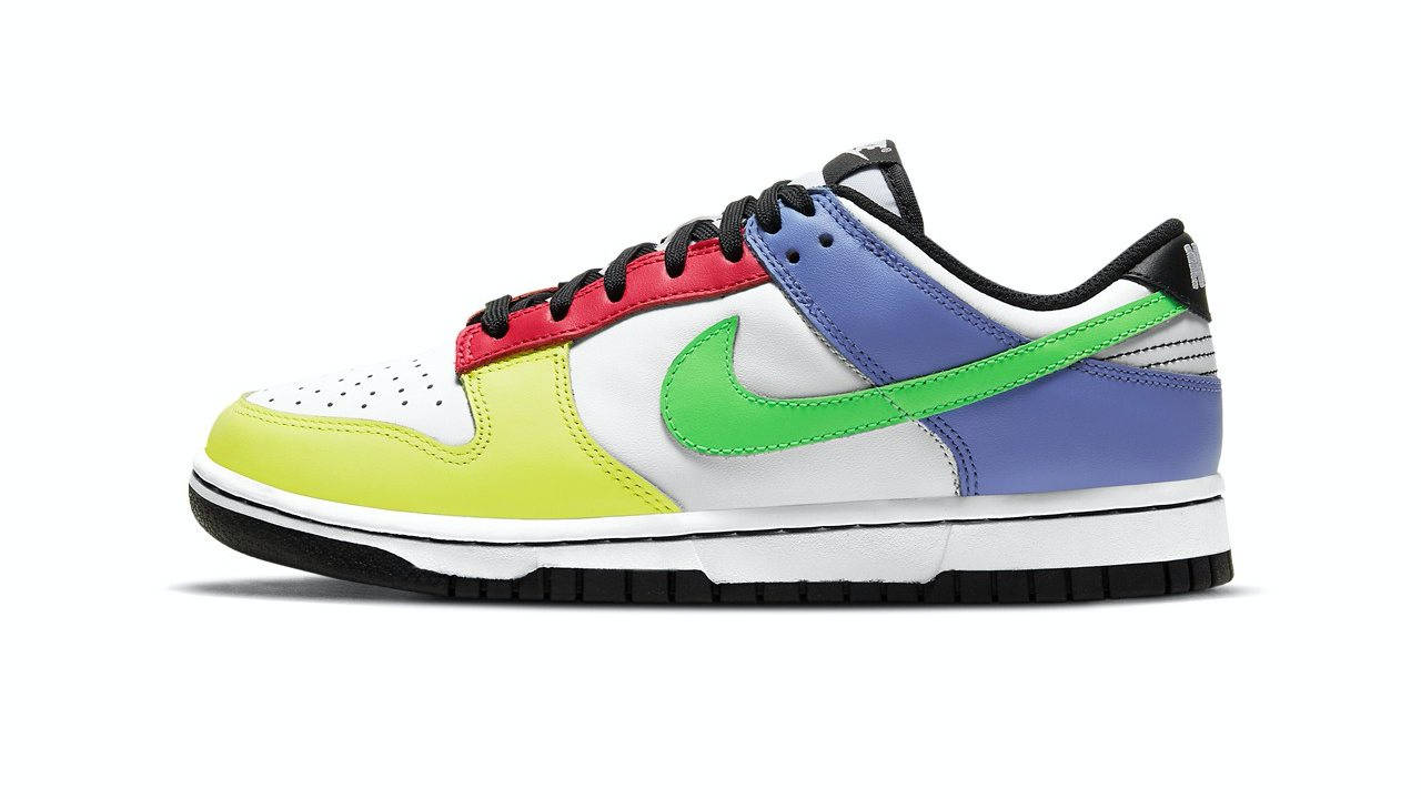 nike dunk green strike 1
