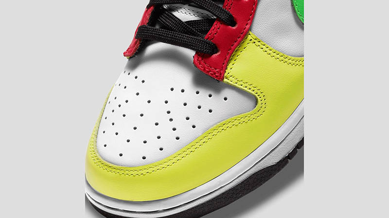 Nike Dunk Low Multi-Color Front Detail