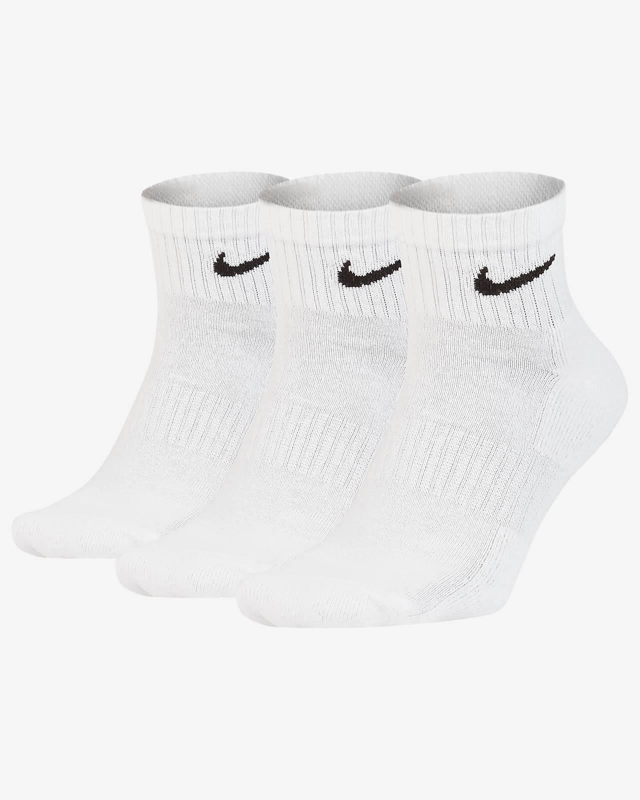 Nike everyday socks white