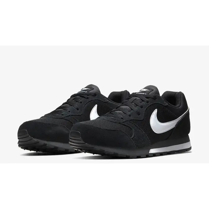 Nike md runner 2 zwart best sale