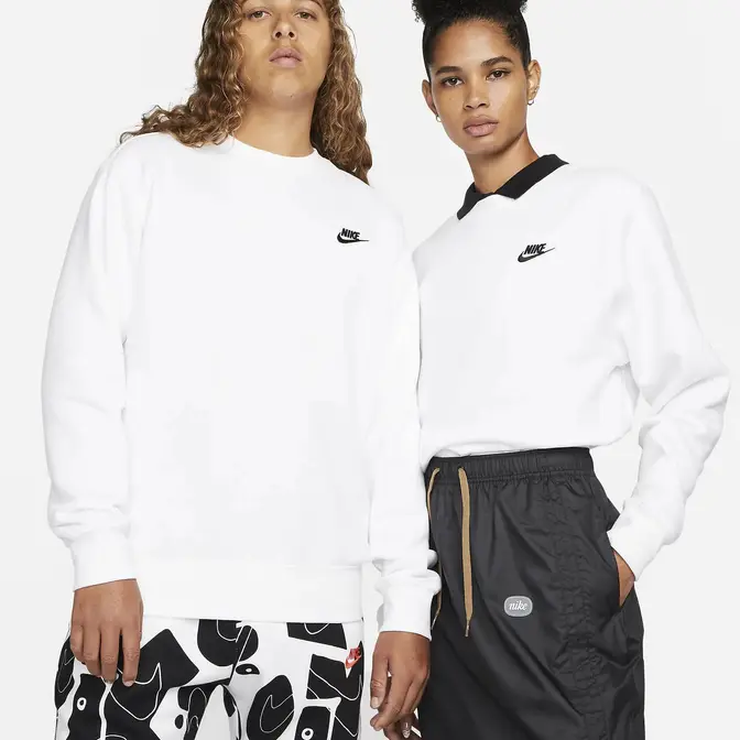 Nike Sportswear Club Fleece Sweatshirt | Where To Buy | BV2662-100 ...