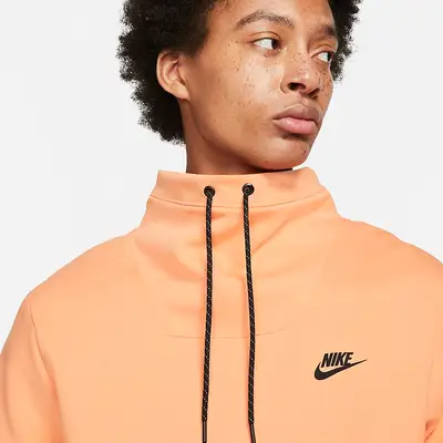 Nike sportswear discount tech fleece orange